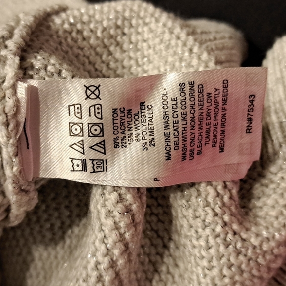 Tommy Bahama girls size 14 asymetric gray metallic long sleeve sweater NWT - Picture 3 of 7